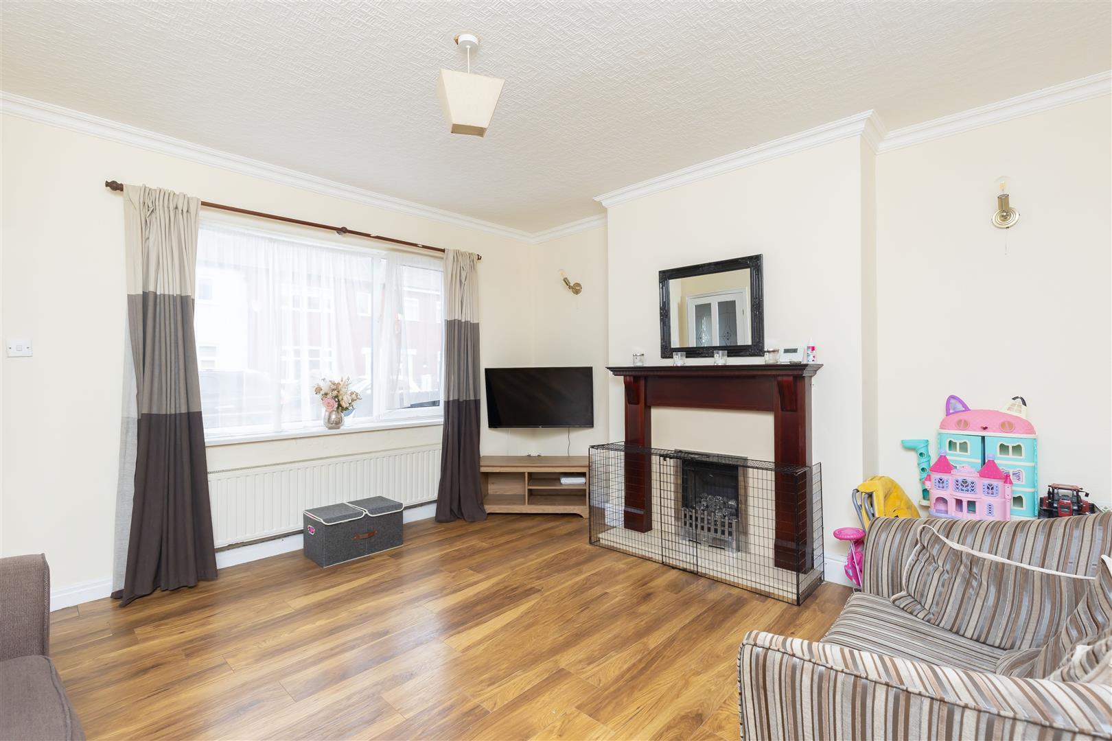 3 bed property in Crown Street, Leyland